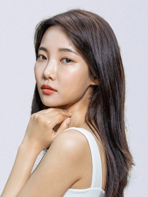 Before and after results of Time Lock Tuneface lifting in Seoul, Korea.