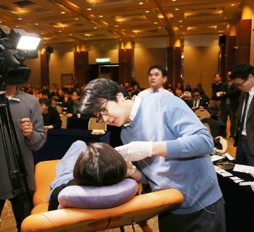 Ultherapy and filler combination treatment at Yaan Clinic Korea for anti-aging