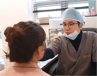 ภาพในคลินิก: หัตถการ Eye Lifting ที่ Yaan Clinic ย่านกังนัม กรุงโซล