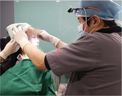 ภาพในคลินิก: ขั้นตอน Eye Lifting ที่ Yaan Clinic